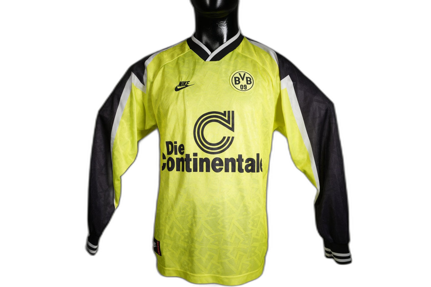 100% Originale Borussia Dortmund Trikots bei Original Football Shop. Entdecke legendäre Trikots der Helden deiner Jugend von neu!